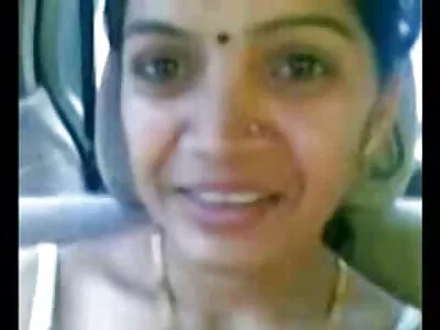 ಆದ್ದರಿಂದ ಸುಂದರ ಎಬೊನಿ ಗೆಳತಿ ಕೆಲಸದ ನಂತರ ಮನೆಯಲ್ಲಿ ಕಠಿಣ ನಾಯಿಮರಿ ಶೈಲಿಯನ್ನು ಹೊಂದಿದ್ದಾಳೆ, ಆನಂದಿಸಿ