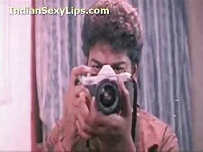 ಮಾದಕ ಹದಿಹರೆಯದವರು ದೊಡ್ಡ ಪೆಕರ್ ಅನ್ನು ಹೀರುತ್ತಿದ್ದಾರೆ