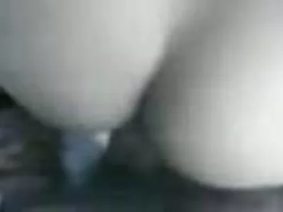ಬಸ್ಟ್ ಟಿಫಾನಿ ಕ್ಯಾಮ್ ನಲ್ಲಿ ಫೇಶಿಯಲ್ ಪಡೆಯುತ್ತದೆ